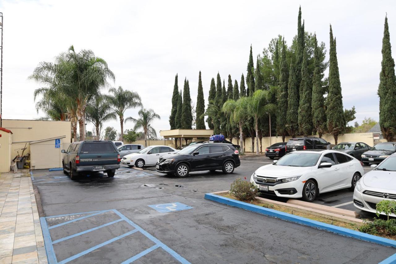 Motel Lambert Whittier